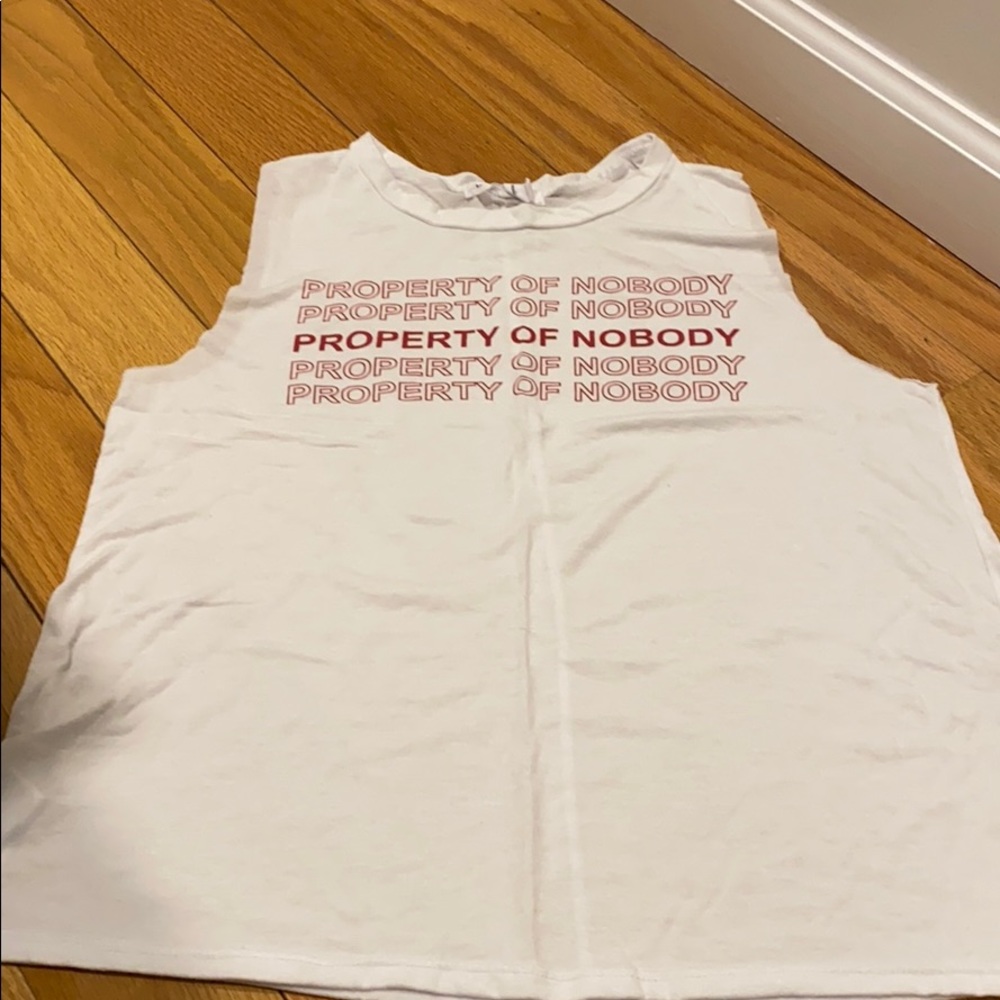 No sleeves workout top